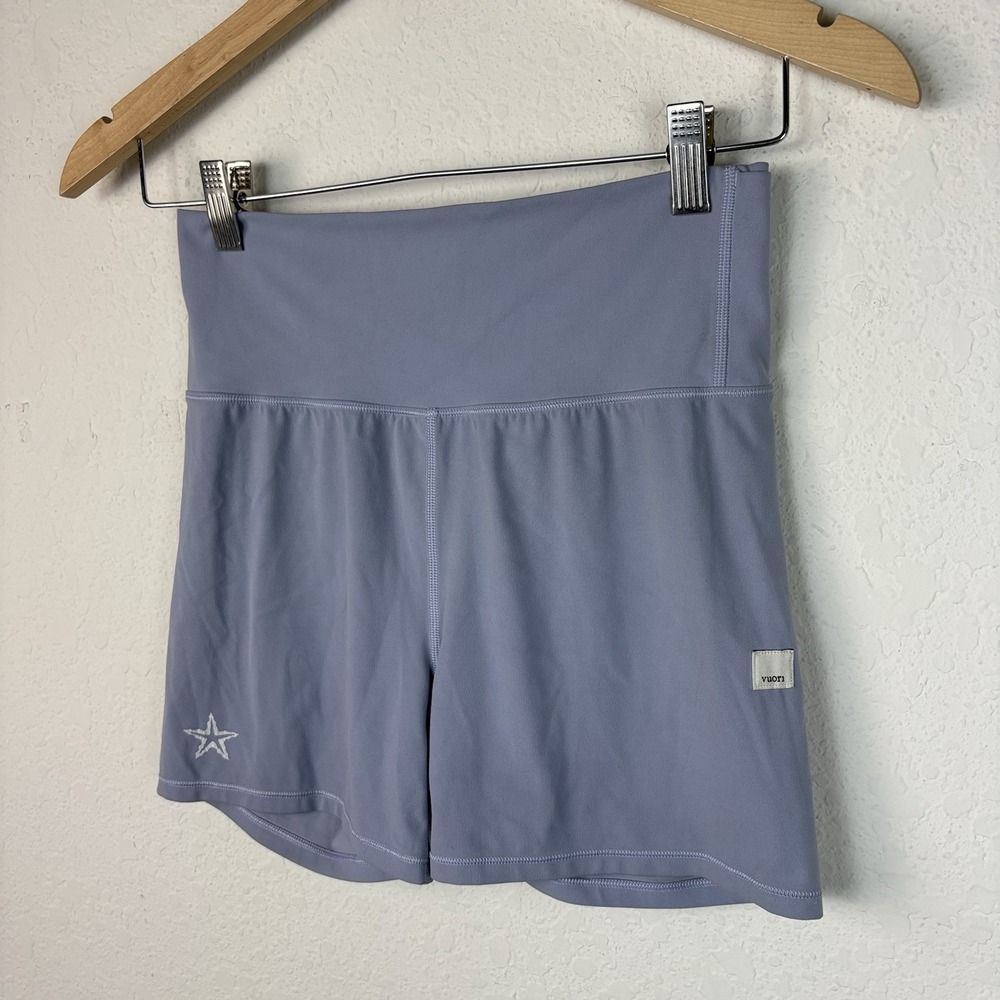 Vuori M All The Feels Biker Shorts Gray 4" Inseam Nike Yoga Gym High Rise